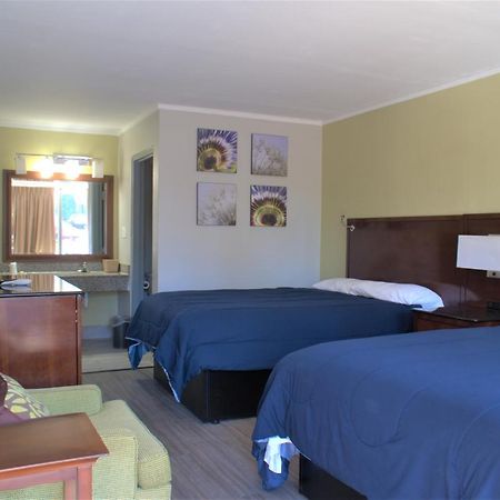 Eastern Shore Motel Дафне Экстерьер фото